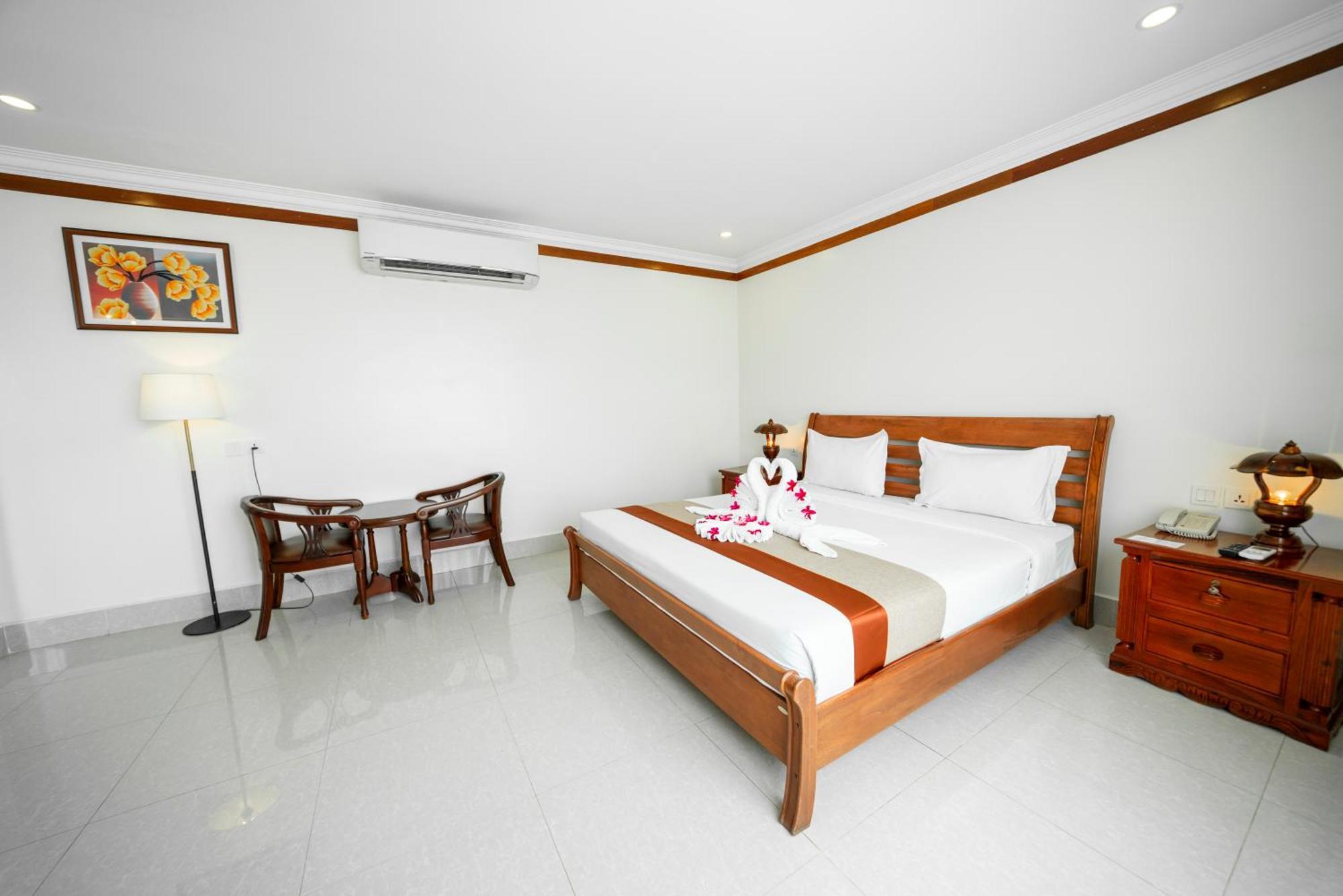 Pursat Riverside Hotel & Spa Esterno foto