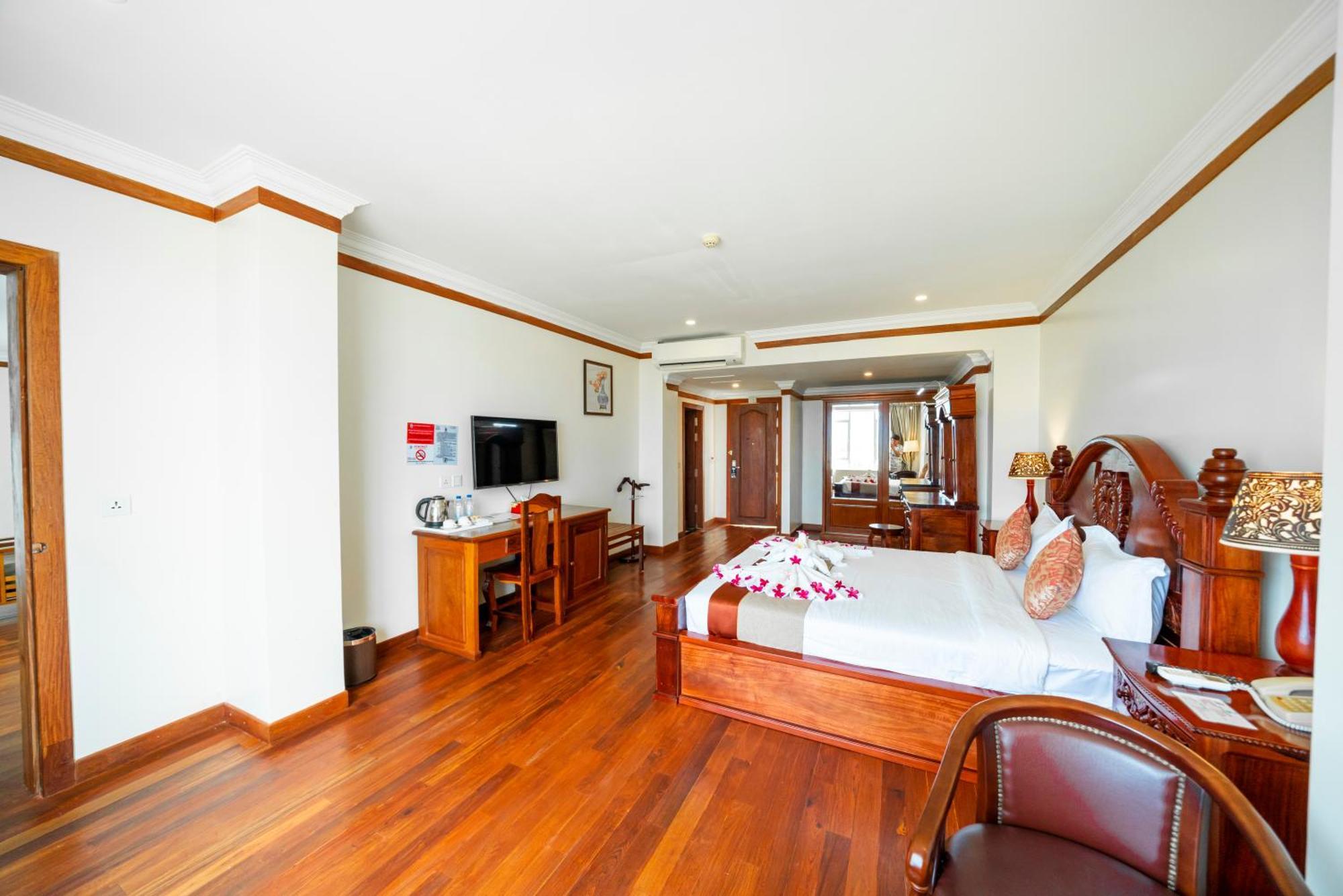 Pursat Riverside Hotel & Spa Esterno foto