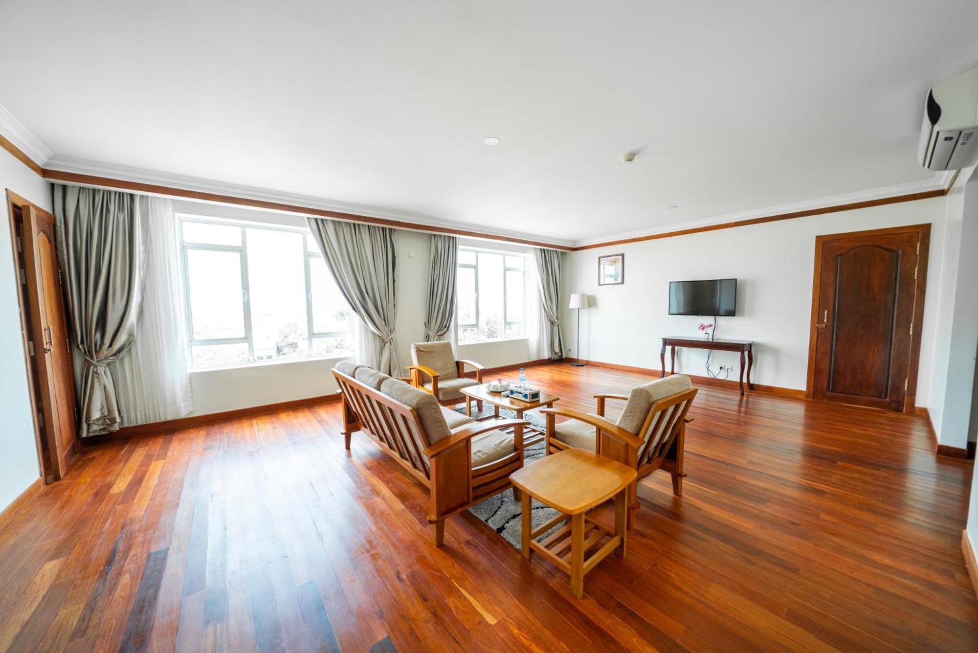 Pursat Riverside Hotel & Spa Esterno foto