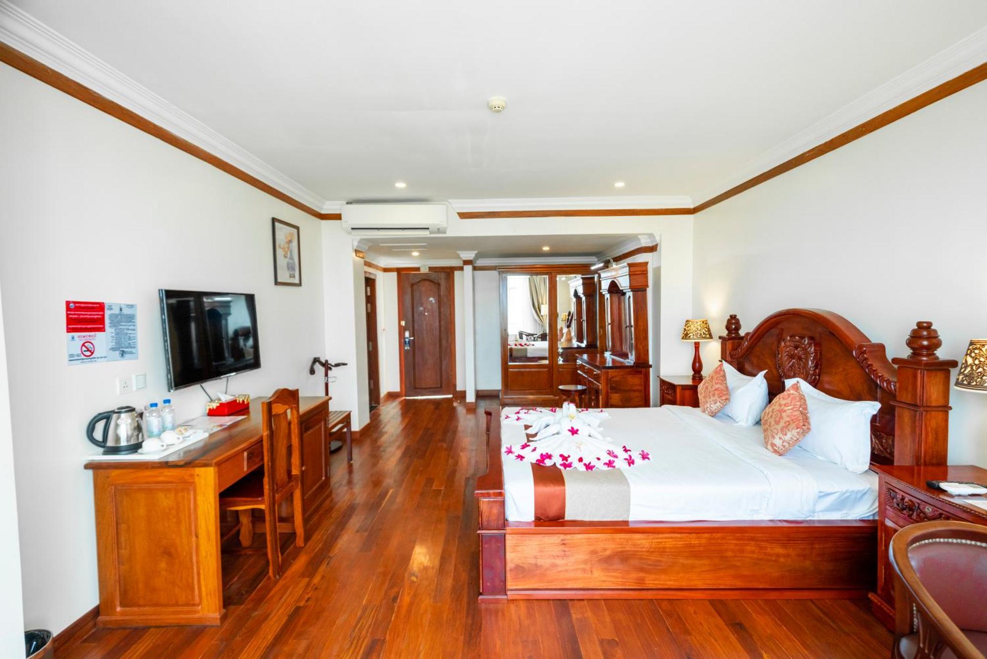 Pursat Riverside Hotel & Spa Esterno foto