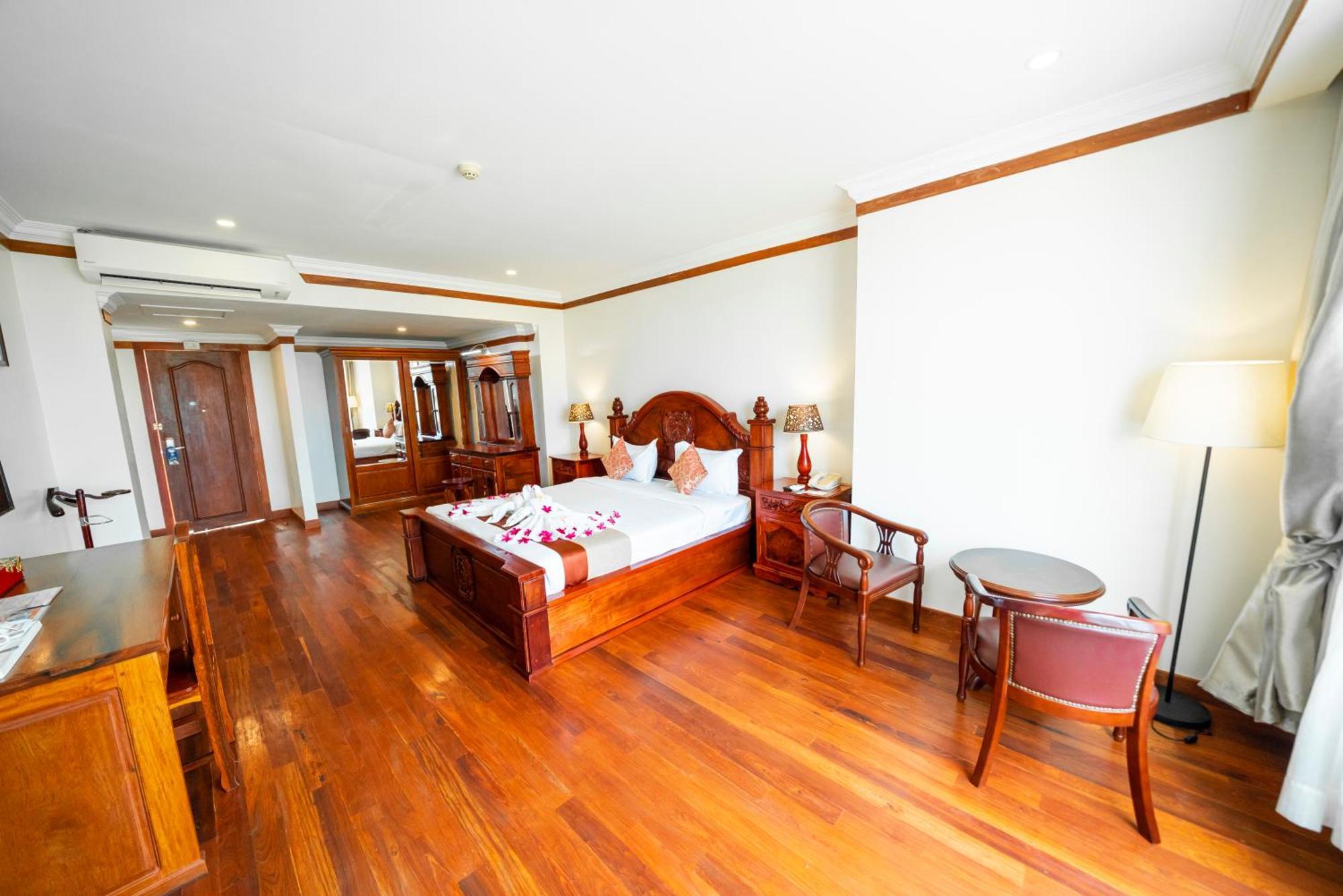 Pursat Riverside Hotel & Spa Esterno foto