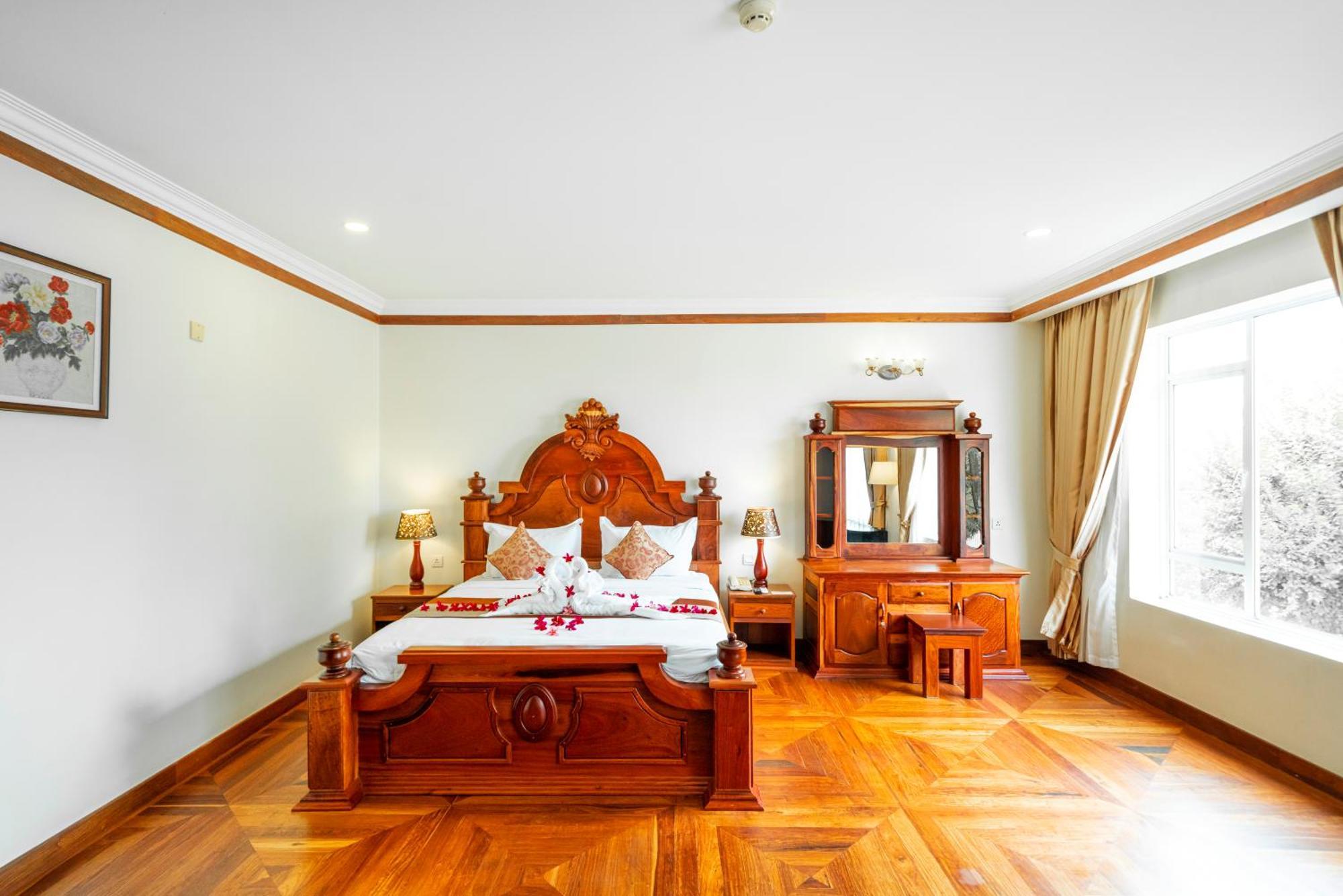 Pursat Riverside Hotel & Spa Esterno foto