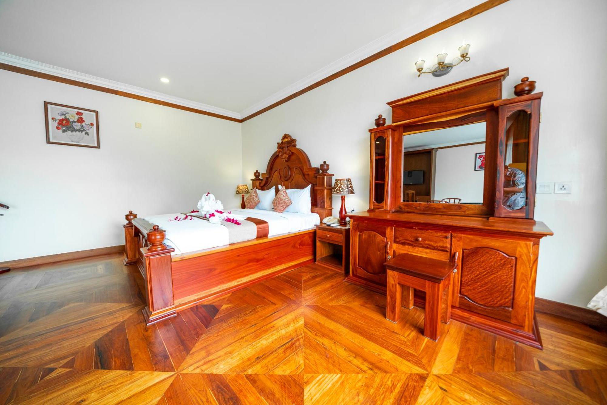 Pursat Riverside Hotel & Spa Esterno foto