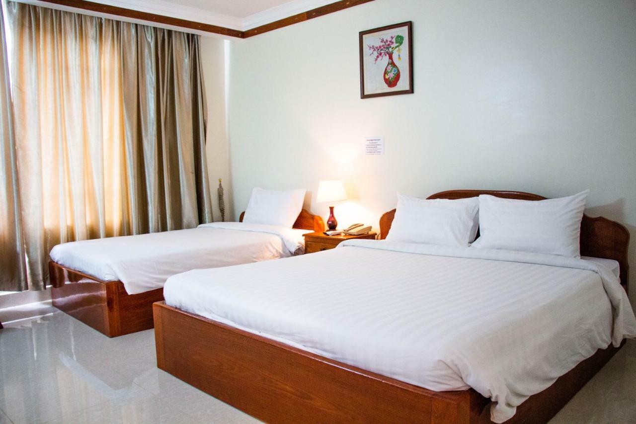 Pursat Riverside Hotel & Spa Esterno foto
